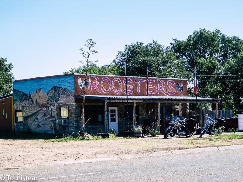 Roosters on Route 66