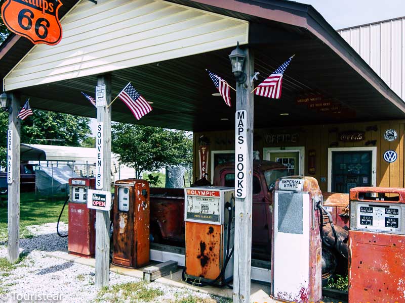 Route 66. Stretch from St Louis to Bloomington