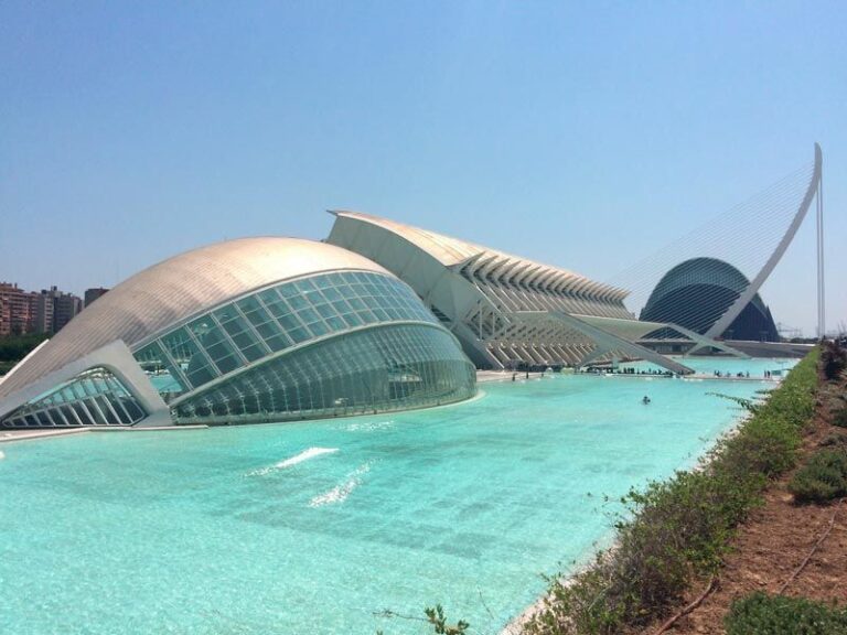 Where to Sleep in Valencia? Hotels for all budgets