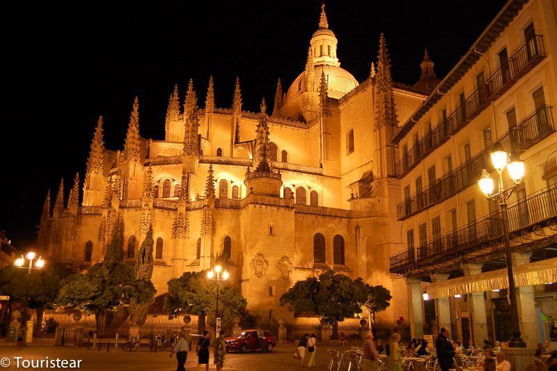 Catedral Segovia noche