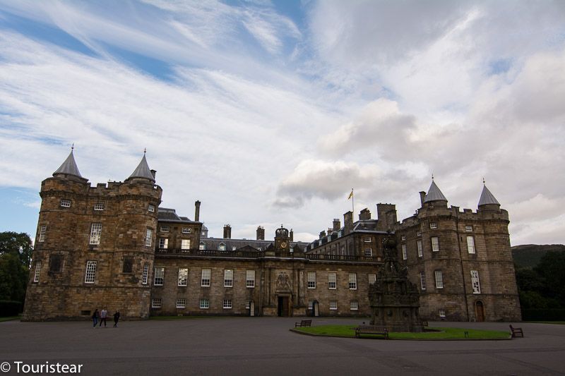 outlander holyrood-palace-edimburgo