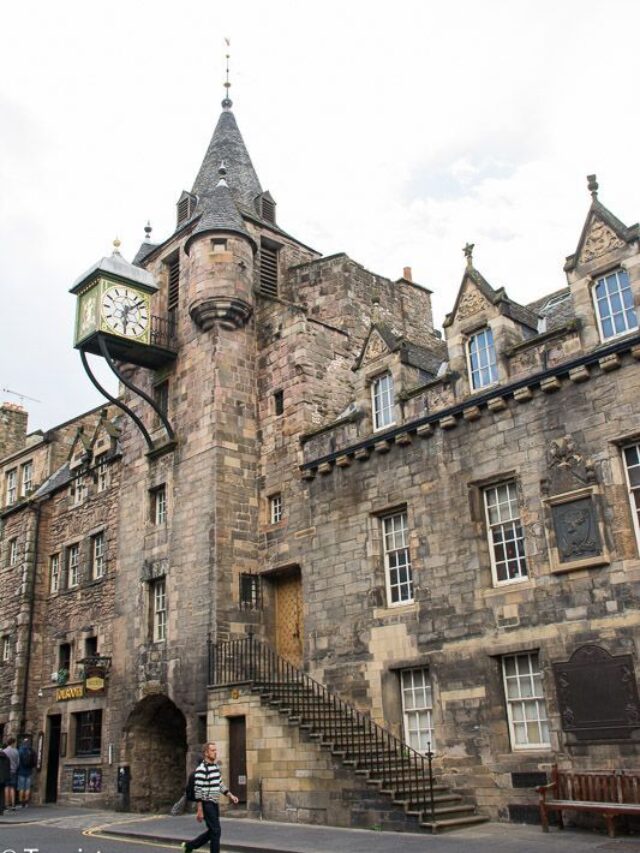 Must-Visit-Places in Edinburgh You’ll fall in Love!
