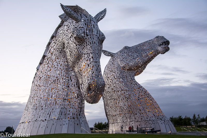 los kelpies de falkirk. Escocia