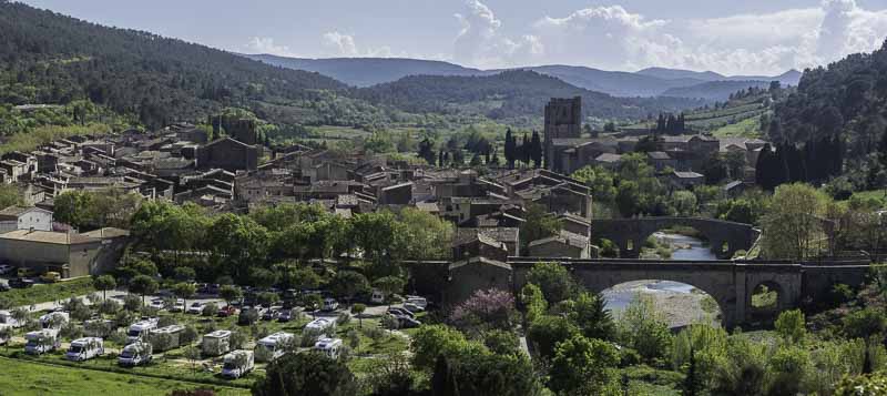 Lagrasse, raod trip by the south of France