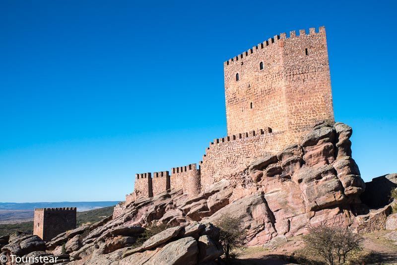 castillo de zafra, geoparque de molina y alto tajo