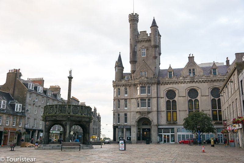 que ver en aberdeen mercat cross