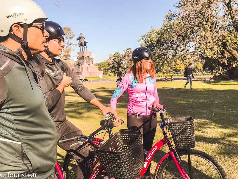 Bike tour in Recoleta, guided tours in Buenos Aires