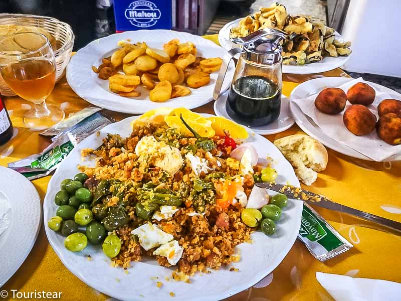 medias raciones, platos de los montes de Málaga