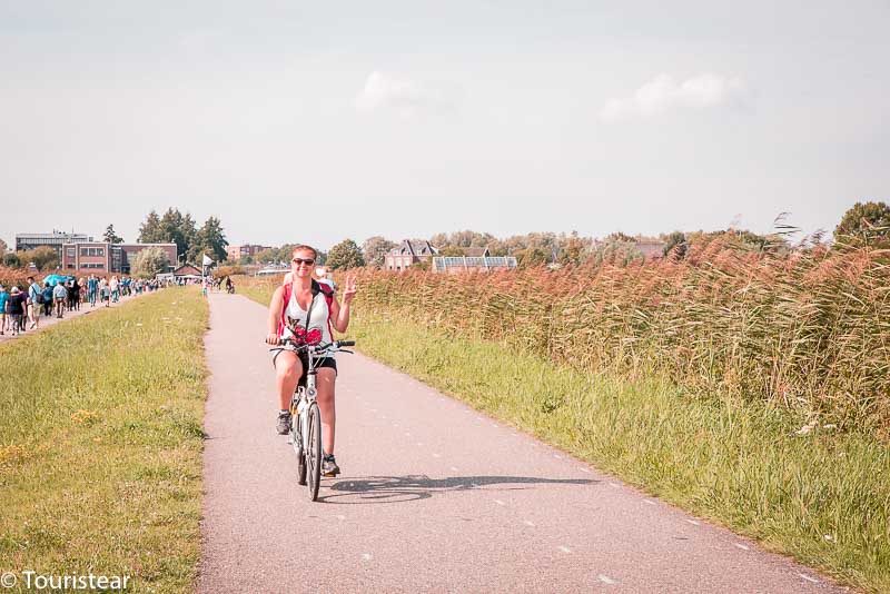 moverte en bicicleta por Rotterdam