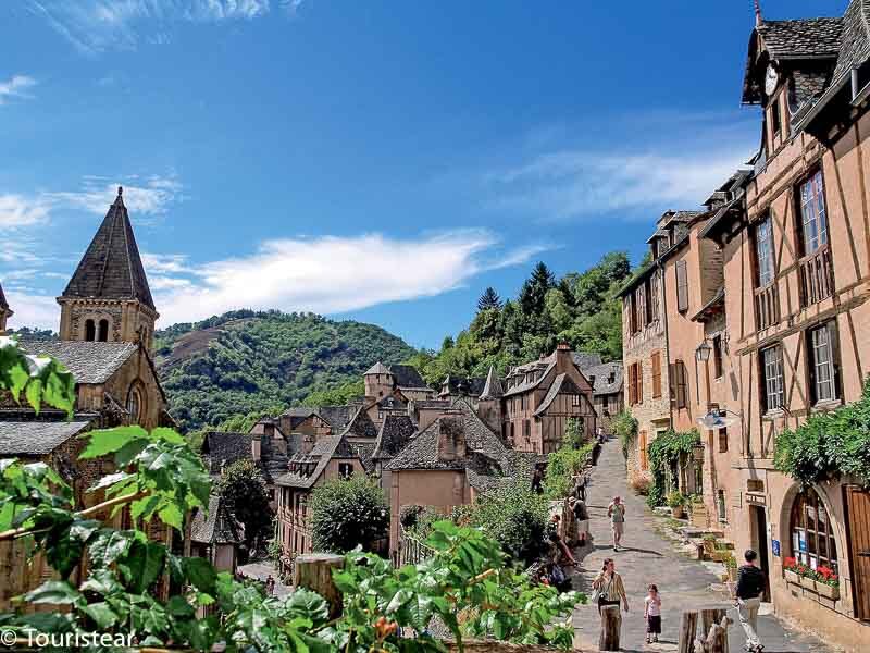 Conques, pueblos más bonitos de Francia