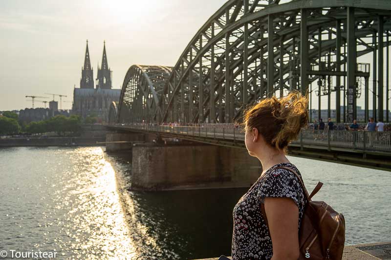 Puente y catedral de Colonia Alemania