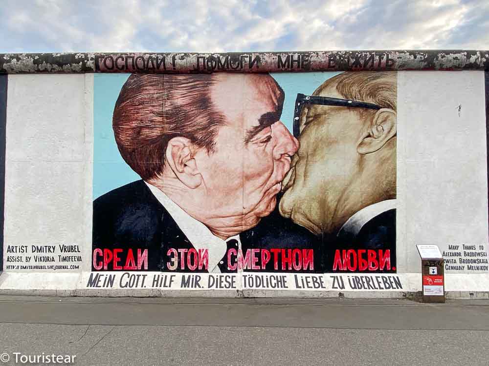 que-ver-beso-muro-de-berlin.jpg