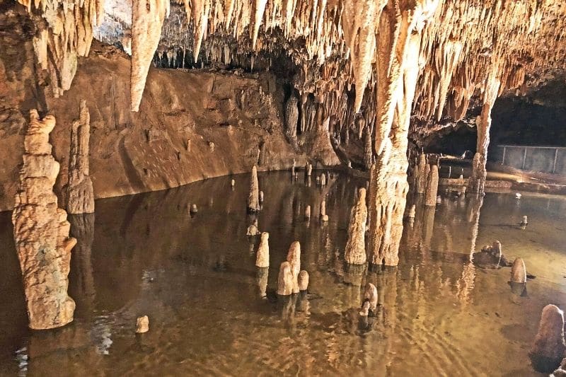 meramec caverns on route 66