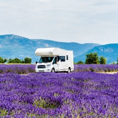 rents camper van or motorhome