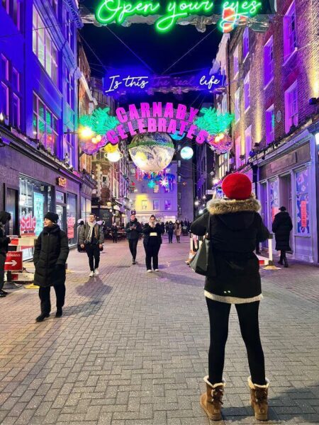 Carnaby street at night