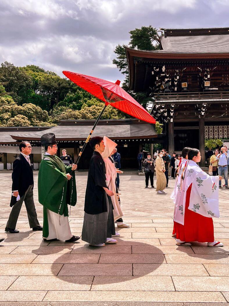 boda en el templo meiji de tokio