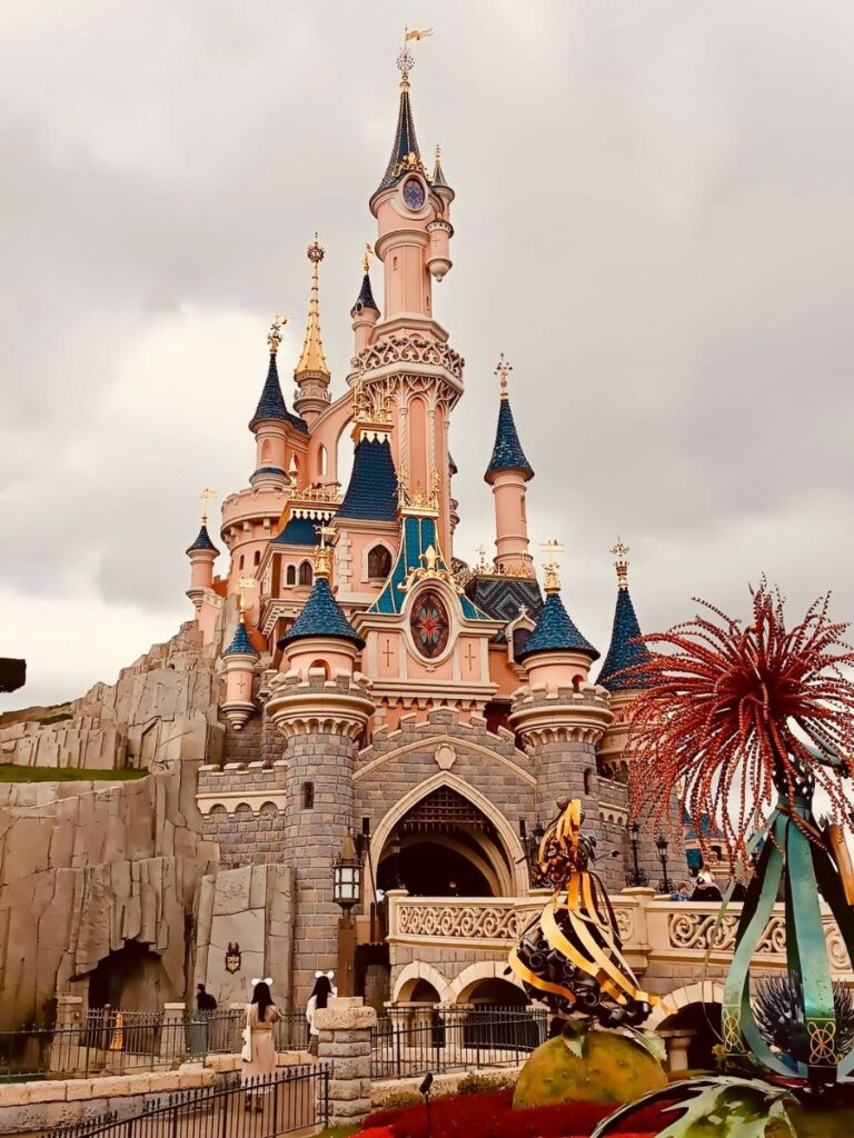 Best Day Trip From Paris by Train 2025 Touristear