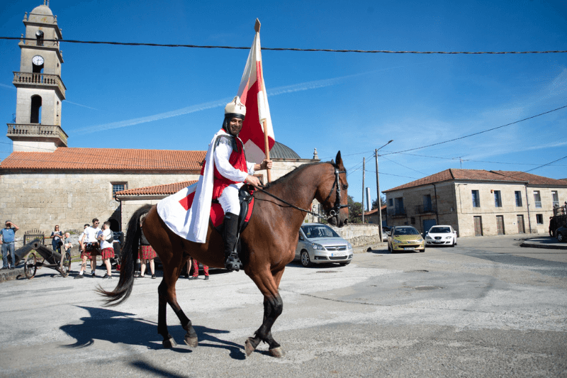 Romería de Sainza, hombre a caballo